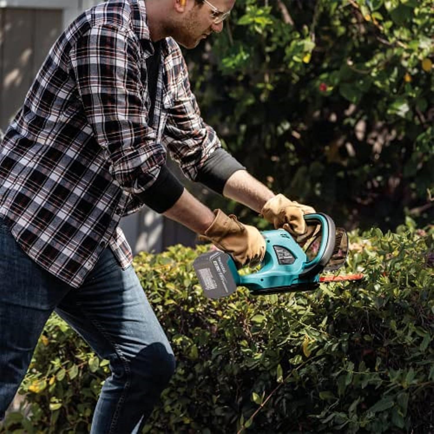 Makita DUH523Z 18V LXT Cordless Hedge Trimmer – 52cm Blade, Tool Only